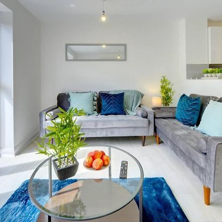 The Stratford Palace Apartamento Birmingam Exterior foto