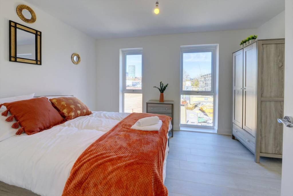The Stratford Palace Apartamento Birmingam Exterior foto