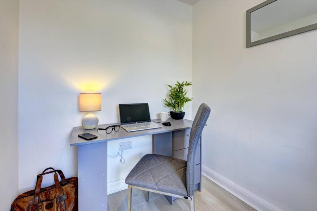 The Stratford Palace Apartamento Birmingam Exterior foto